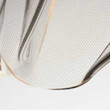 Load image into Gallery viewer, Rinkle LED Multi Light Pendant Light in Detail.
