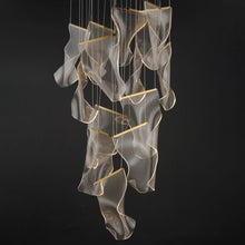 Load image into Gallery viewer, Rinkle LED Multi Light Pendant Light in Detail.
