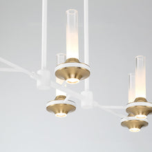 Load image into Gallery viewer, Torcia LED Linear Pendant Light in Detail.
