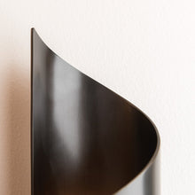 Load image into Gallery viewer, Evie Wall Light Detail.
