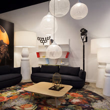 Load image into Gallery viewer, Faroo Floor Lamp in living room.
