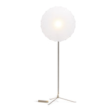 Load image into Gallery viewer, Filigree LED Floor Lamp in Detail.
