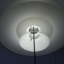 Load image into Gallery viewer, Flamingo 1550 LED Pendant Light in Detail.

