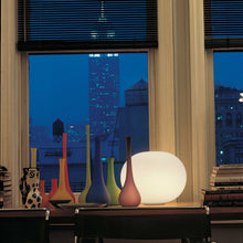 Load image into Gallery viewer, Glo-Ball Basic Table Lamp In Use

