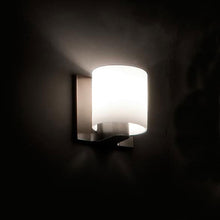 Load image into Gallery viewer, Tilee Wall Light Additional Image.
