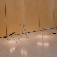 Load image into Gallery viewer, To-Tie LED Table Lamp in Detail.
