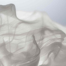 Load image into Gallery viewer, Nuee Suspension Light in Detail.
