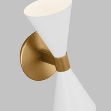 Load image into Gallery viewer, Albertine Bath Wall Light in Detail.
