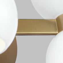 Load image into Gallery viewer, Londyn LED Vanity Wall Light in Detail.
