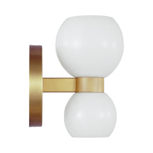 Load image into Gallery viewer, Londyn LED Wall Light in Detail.
