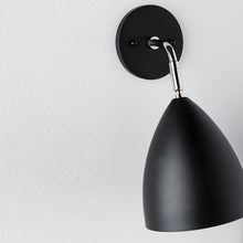 Load image into Gallery viewer, Gia Wall Light Detail.
