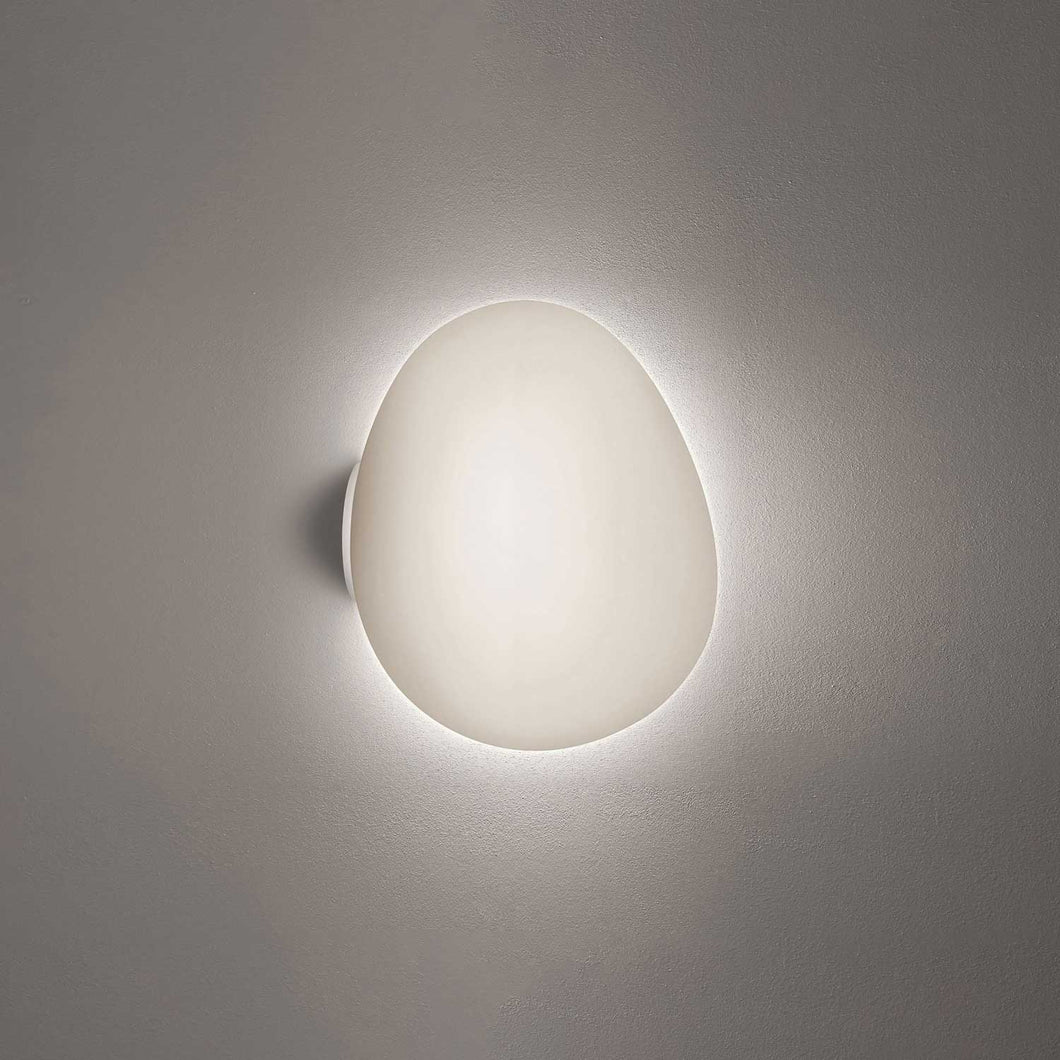Gregg Wall Light in Medium/Left Facing/White.