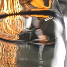 Load image into Gallery viewer, Ellisse Linear Pendant Light in Detail.
