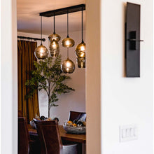 Load image into Gallery viewer, Misto Linear Pendant Light in dining room.
