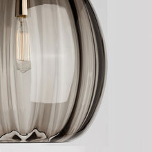 Load image into Gallery viewer, Harper Pendant Light in Detail.
