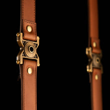 Load image into Gallery viewer, Belmont Linear LED Pendant Light in Detail.
