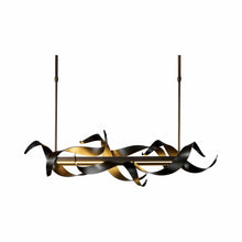 Load image into Gallery viewer, Folio LED Pendant Light in Detail.
