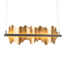 Load image into Gallery viewer, Hildene LED Linear Pendant Light in Detail.
