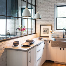 Load image into Gallery viewer, Amelia Pendant Light in dining room.
