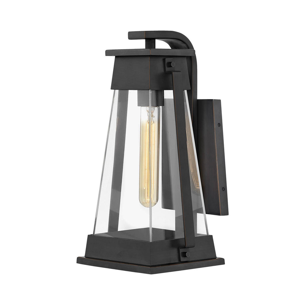 Arcadia Outside Area Wall Light in Medium.