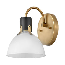Load image into Gallery viewer, Argo Bath Wall Light in Detail.
