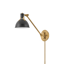 Load image into Gallery viewer, Argo Bath Wall Light in Detail.
