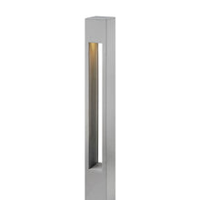 Load image into Gallery viewer, Atlantis Square Bollard in Detail.
