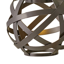 Load image into Gallery viewer, Carson Led Path Light in Detail.
