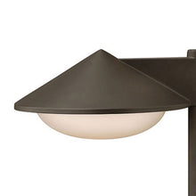 Load image into Gallery viewer, Contempo LED Path Light in Detail.
