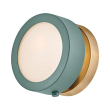 Load image into Gallery viewer, Mercer Wall Light in Detail.
