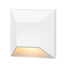 Load image into Gallery viewer, Nuvi Square LED Deck Light in Detail.
