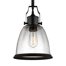 Load image into Gallery viewer, Hobson Pendant Light in Detail.
