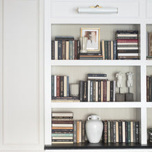 Load image into Gallery viewer, Holly Picture Light in living room.
