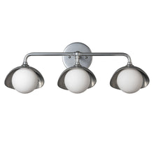 Load image into Gallery viewer, Brooklyn Vanity Wall Light in Detail.
