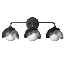 Load image into Gallery viewer, Brooklyn Vanity Wall Light in Detail.
