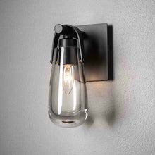 Load image into Gallery viewer, Eos Bath Wall Light in Detail.
