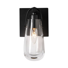 Load image into Gallery viewer, Eos Bath Wall Light in Detail.
