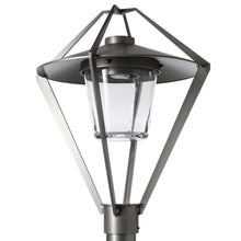 Load image into Gallery viewer, Stellar Outdoor Post Light in Detail.
