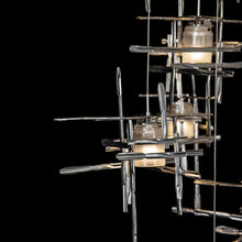 Load image into Gallery viewer, Tura Multi Light Pendant Light in Detail.
