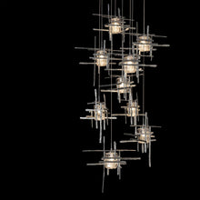 Load image into Gallery viewer, Tura Multi Light Pendant Light in Detail.
