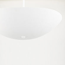 Load image into Gallery viewer, Fabius LED Pendant Light in Detail.
