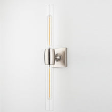 Load image into Gallery viewer, Hogan Bath Vanity Light in Detail.
