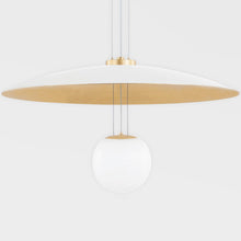 Load image into Gallery viewer, Brim LED Pendant Light in Detail.
