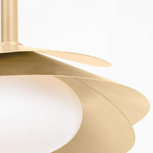 Load image into Gallery viewer, Brookhaven Pendant Light in Detail.
