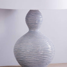Load image into Gallery viewer, Cairns Table Lamp in Detail.
