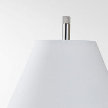 Load image into Gallery viewer, Glenmoore Wall Light in Detail.
