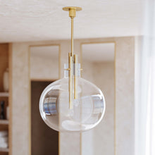 Load image into Gallery viewer, Hempstead Pendant Light in bathroom.
