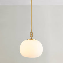 Load image into Gallery viewer, Ingels Pendant Light in Detail.
