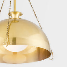 Load image into Gallery viewer, Levette Pendant Light in Detail.
