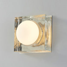 Load image into Gallery viewer, Mackay Square LED Wall Light in Detail.
